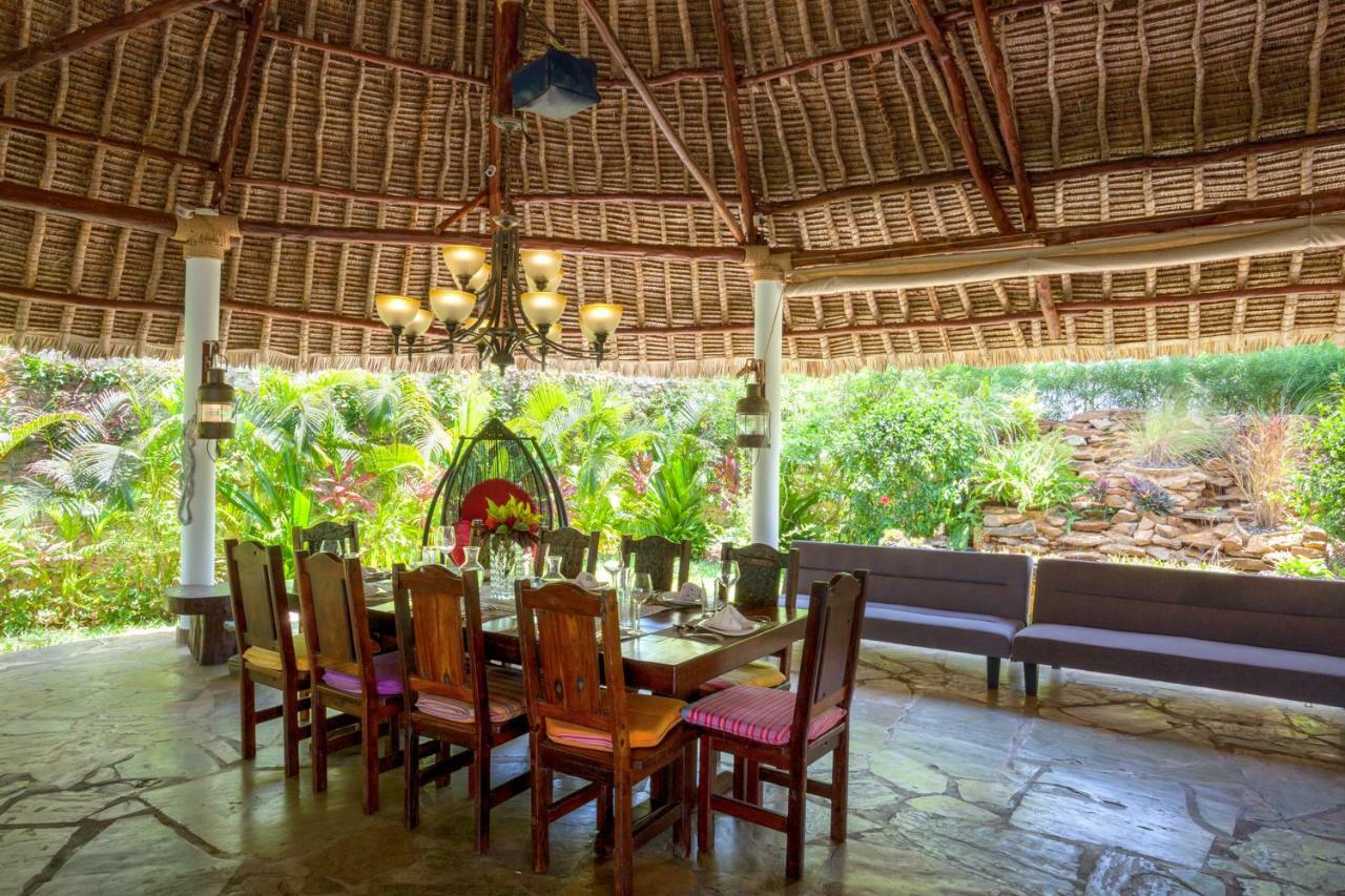Villa Raymond, Diani, Kenya Диани Бийч Екстериор снимка